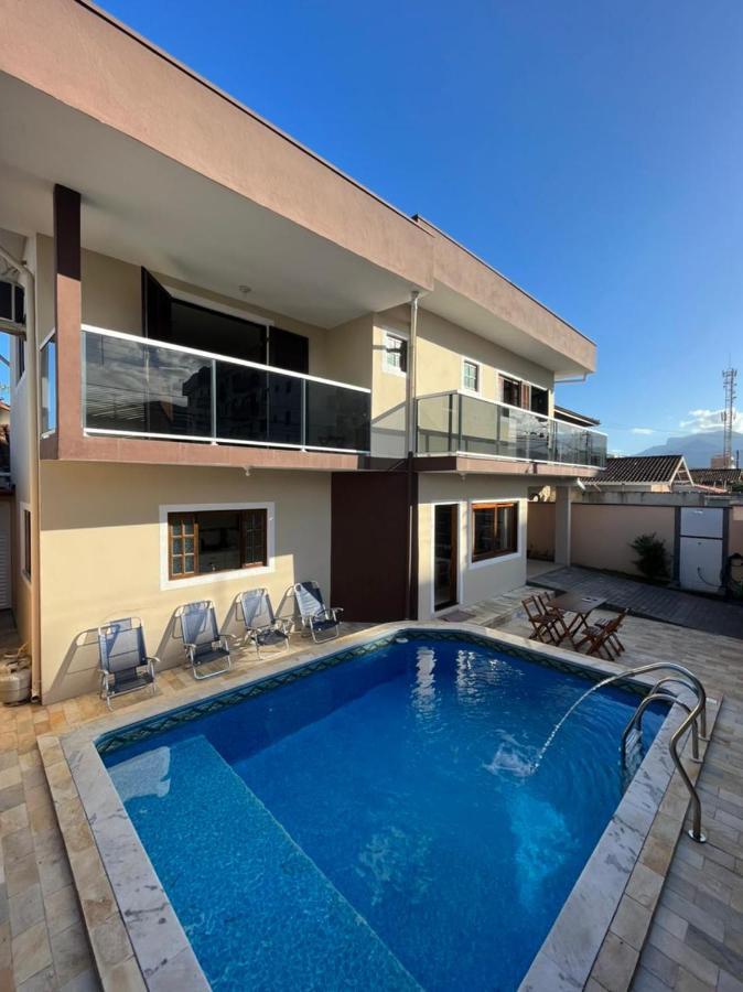 Villa Casa Centro Com Piscina à Ubatuba Extérieur photo